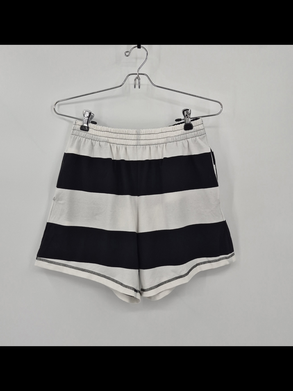 Black White Color Block Striped Shorts Black Seam Detail Size Small NWOT